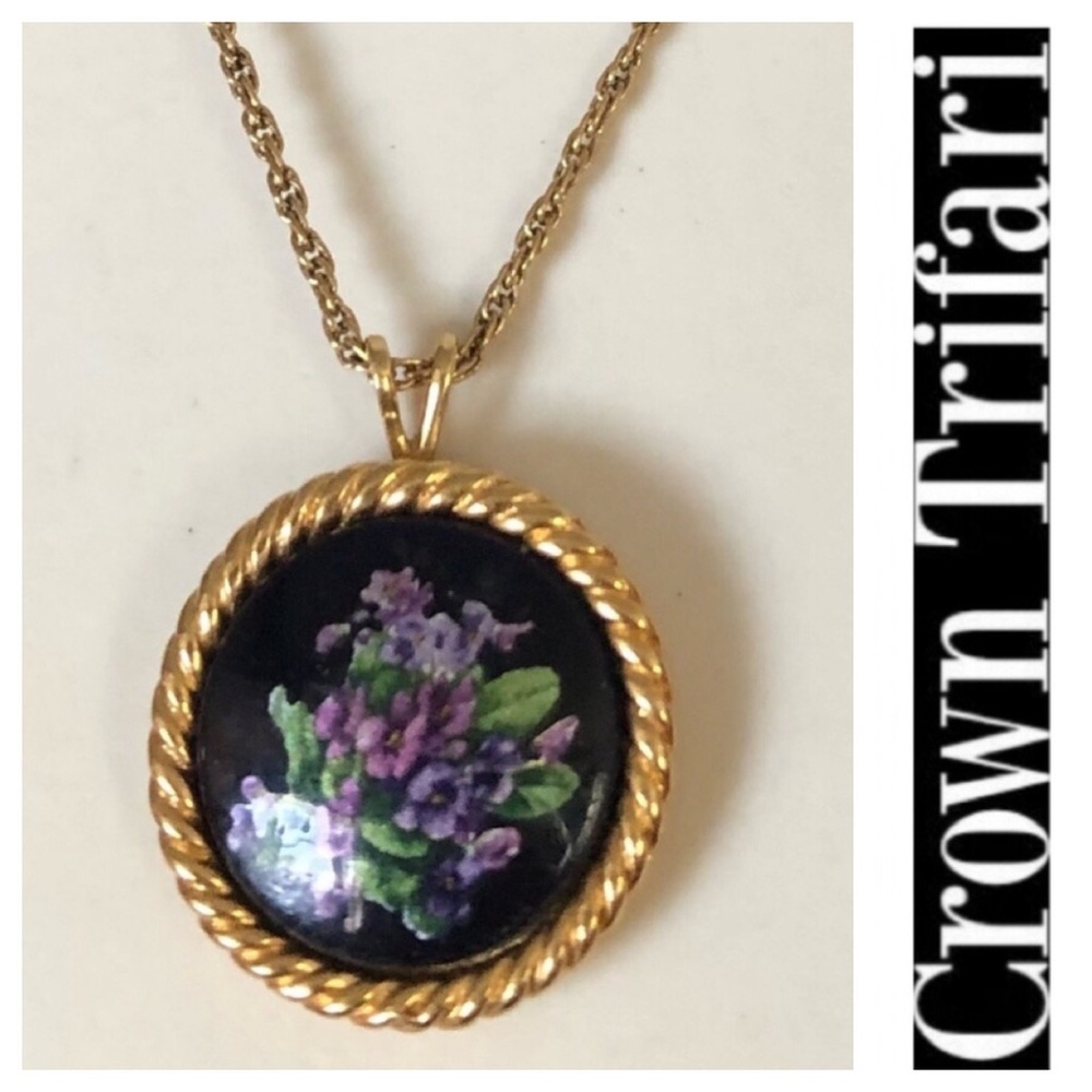 Vintage CROWN TRIFARI Violets Pendant Necklace